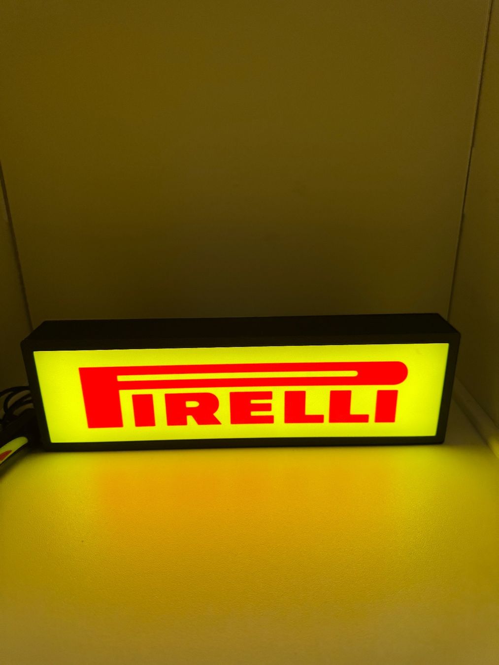 Lightbox led PIRELLI